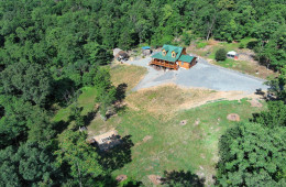 485 BLUFFS LOOKOUT ROAD