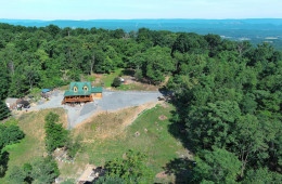 485 BLUFFS LOOKOUT ROAD